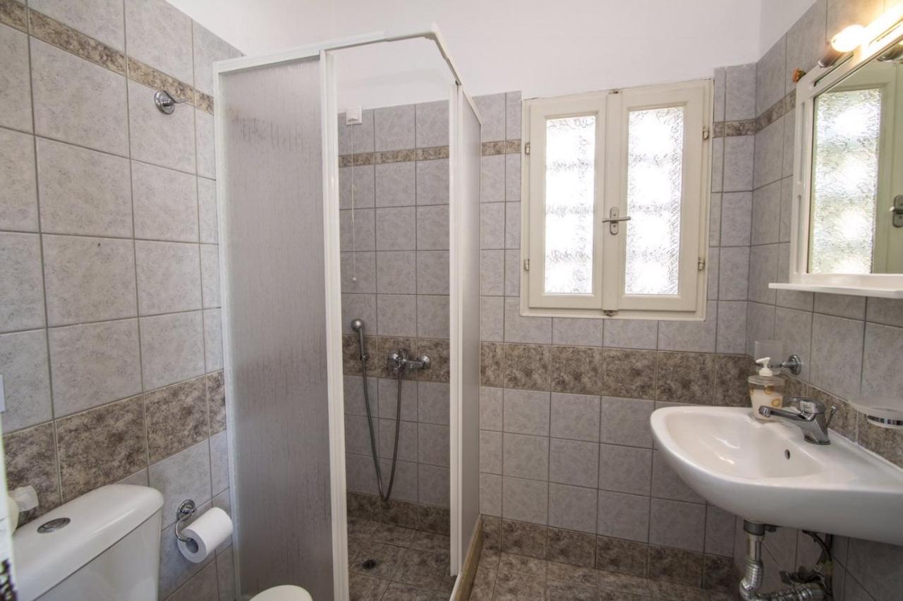 Akrothalassia Adámasz Kültér fotó